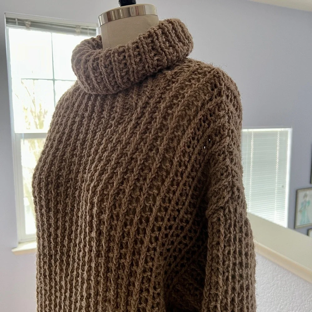 Hand Knit Sweater - Picture 8 of 8